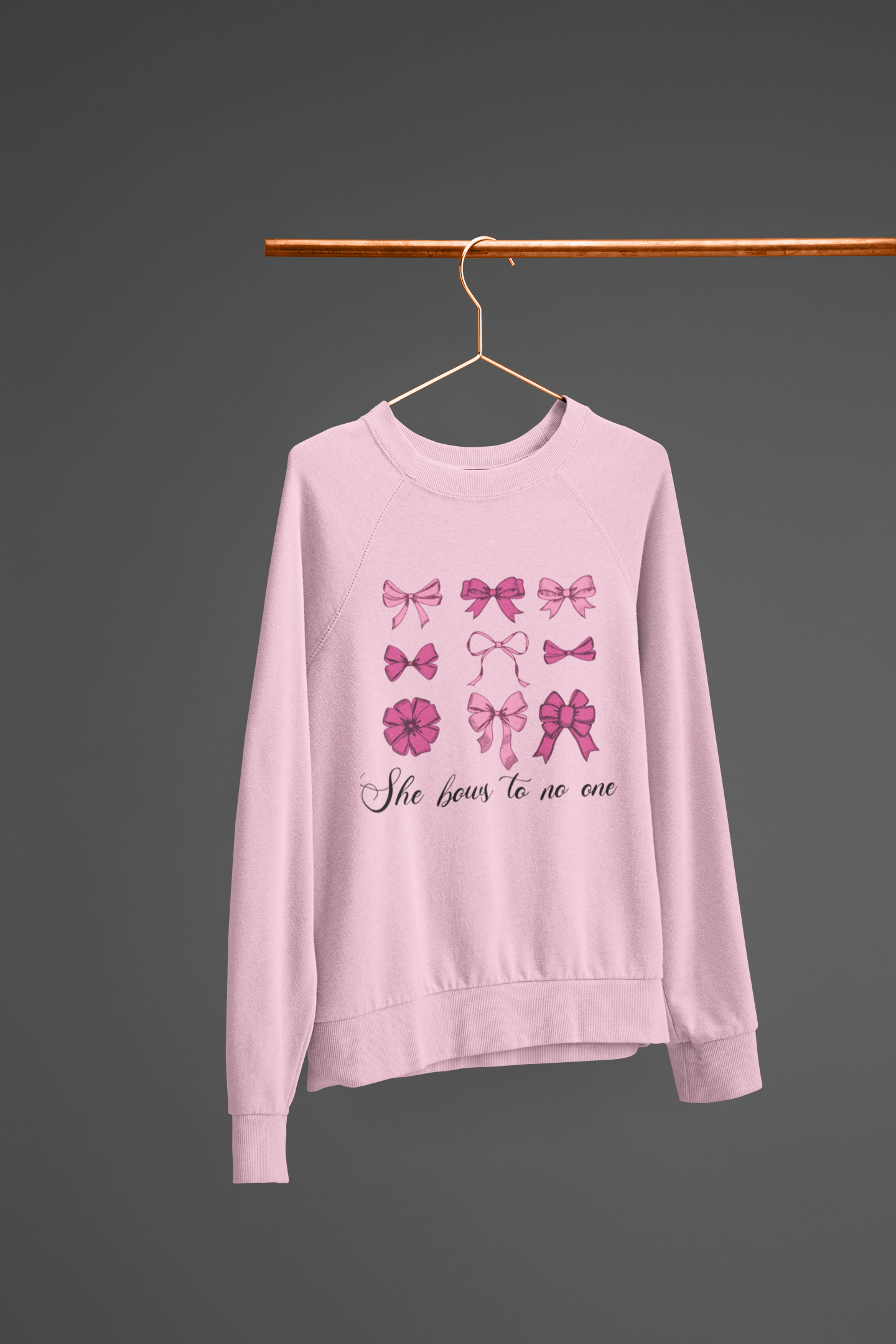 She Bows to no one Women's Sweatshirt