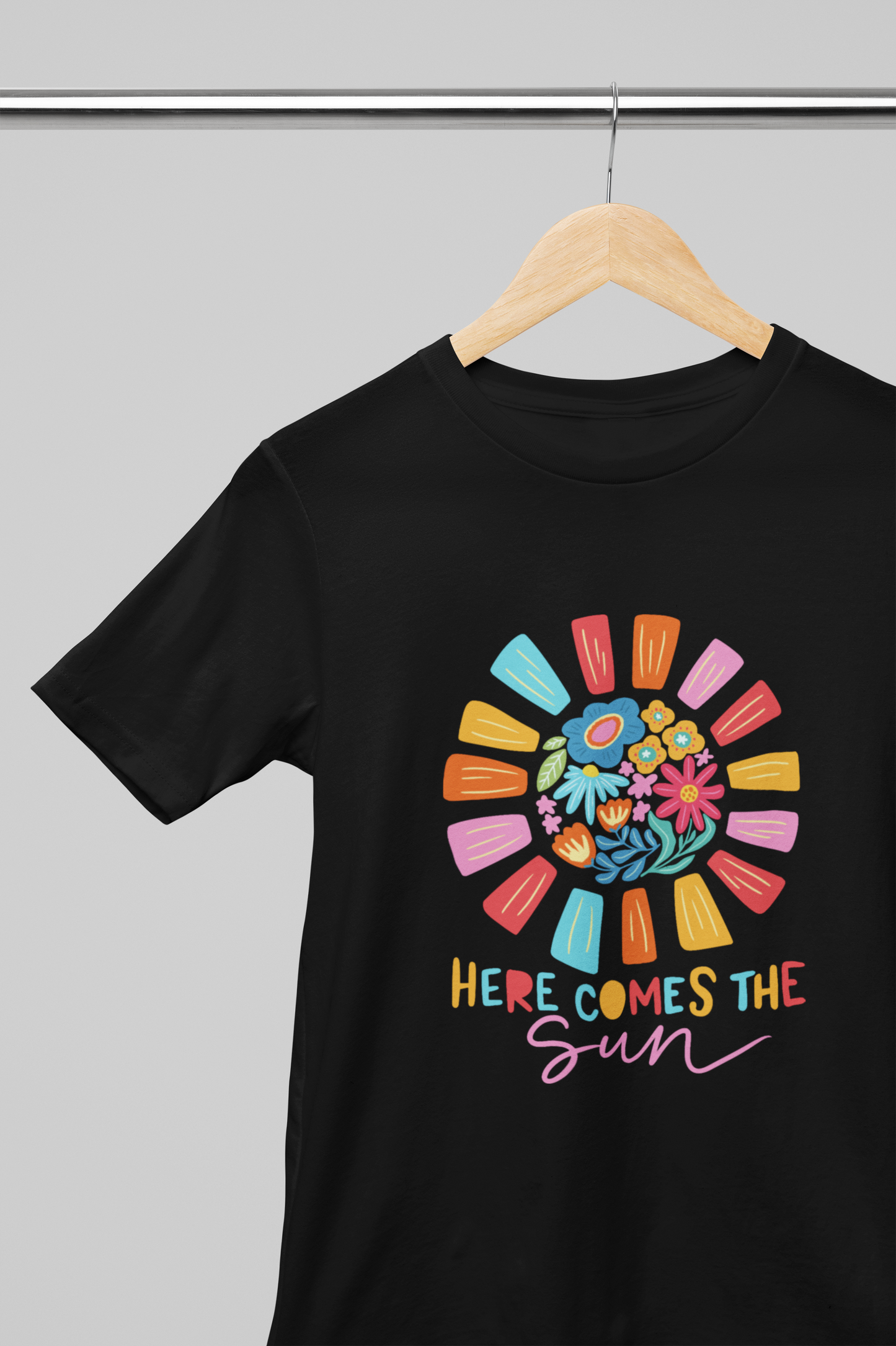 Here comes the Sun Girl's T-shirt