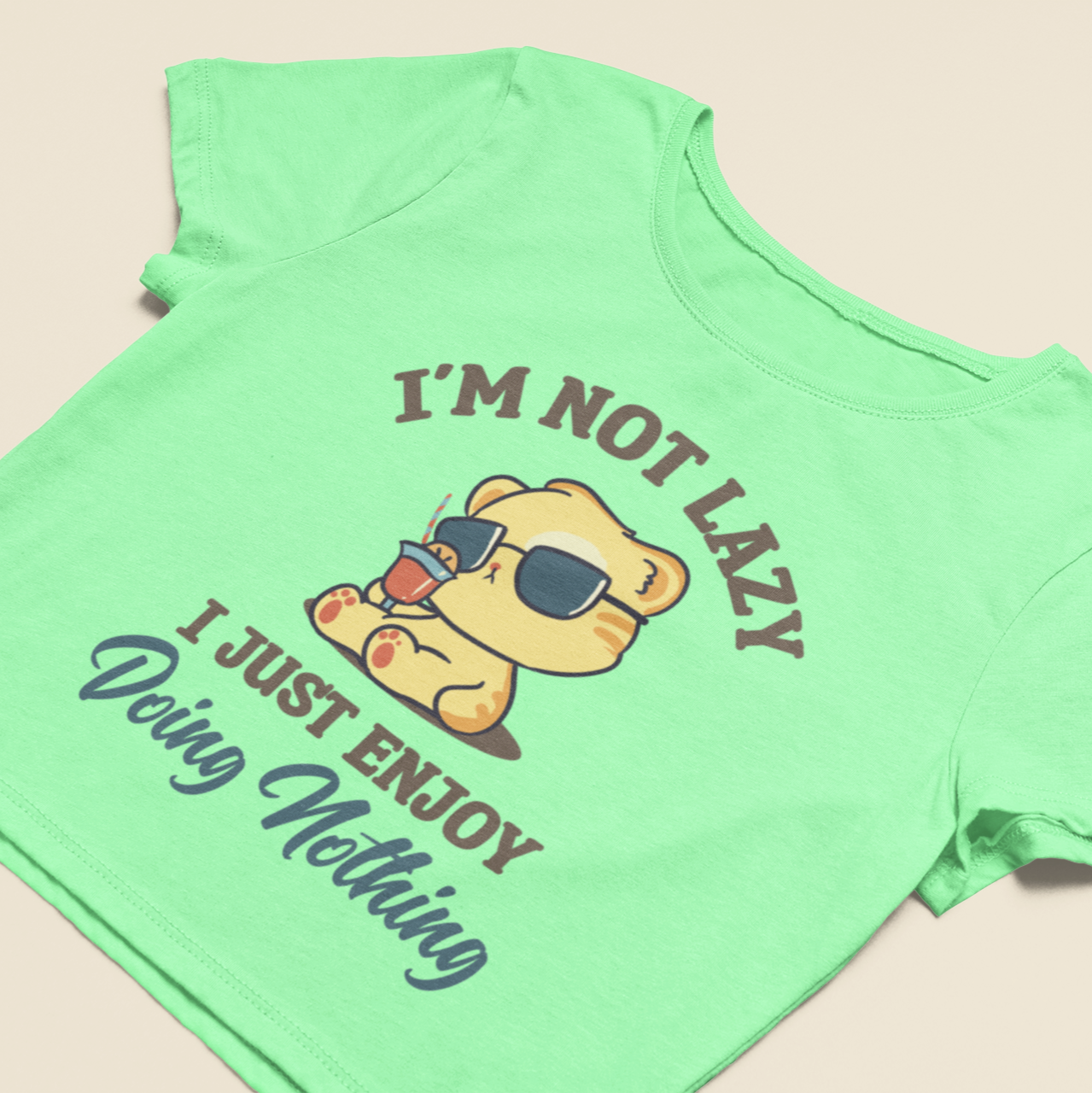 Im not lazy Crop T-shirt
