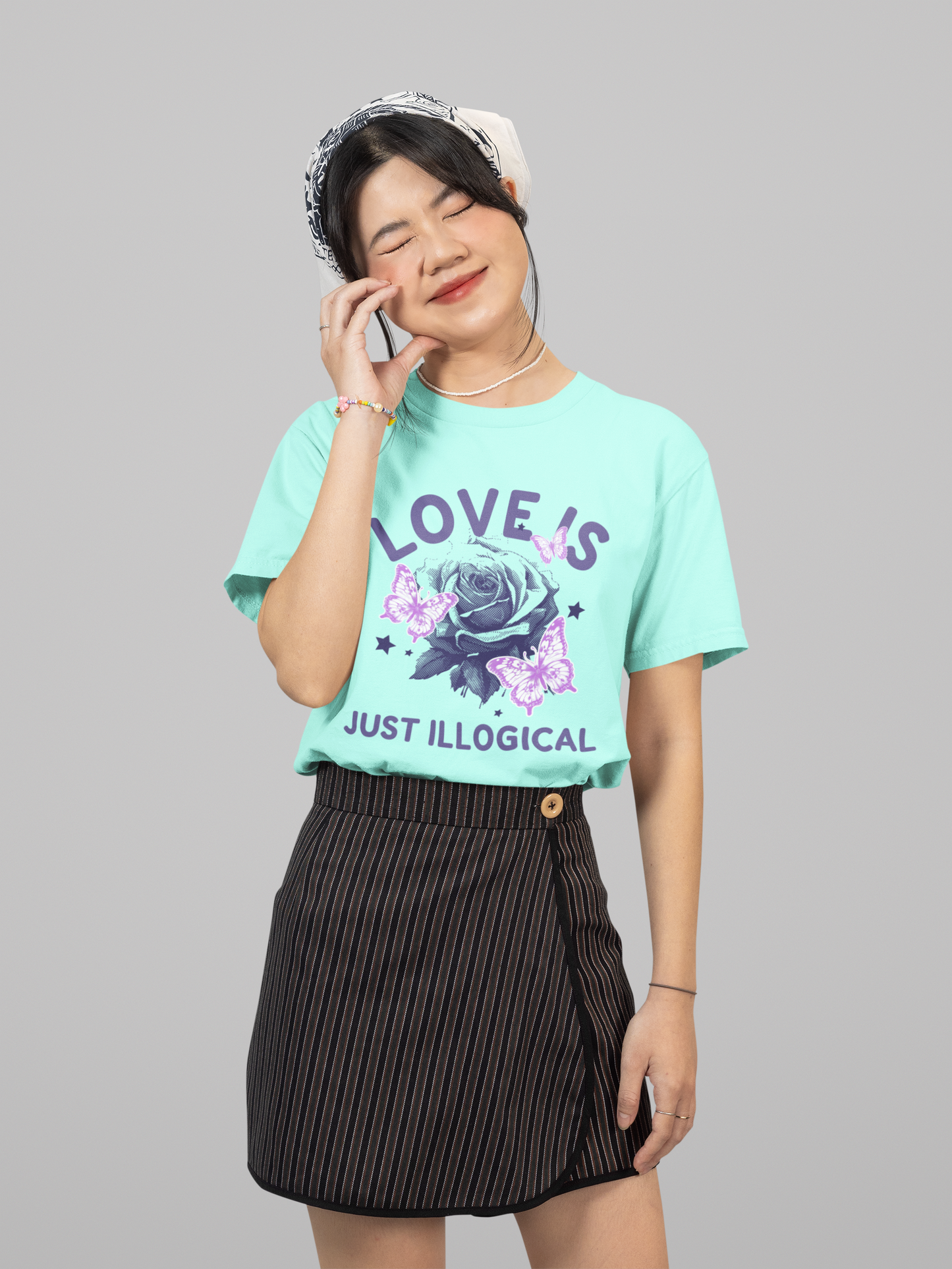 Love is just illogical Oversized T-shirt