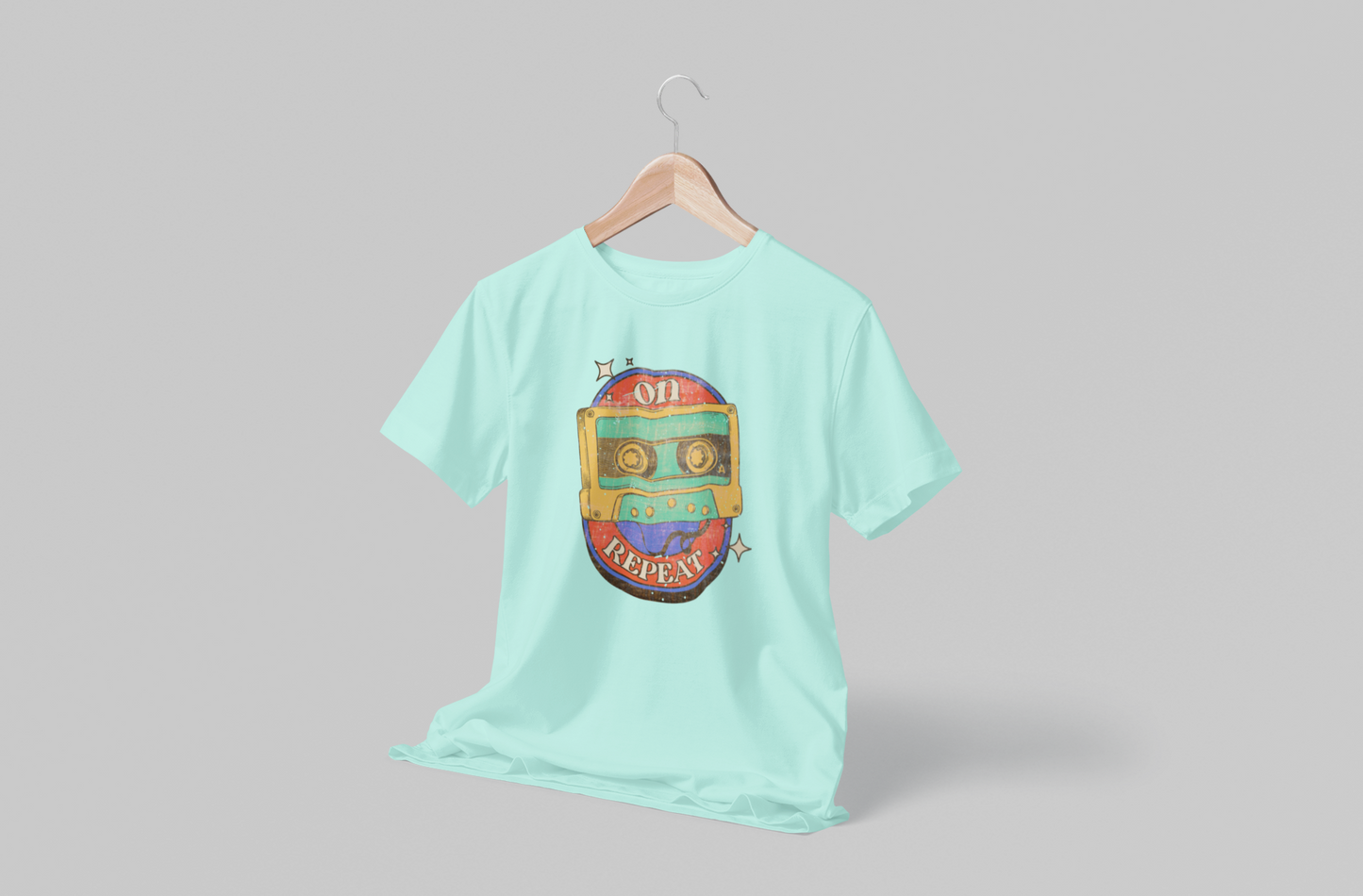 On repeat Men's T-shirt