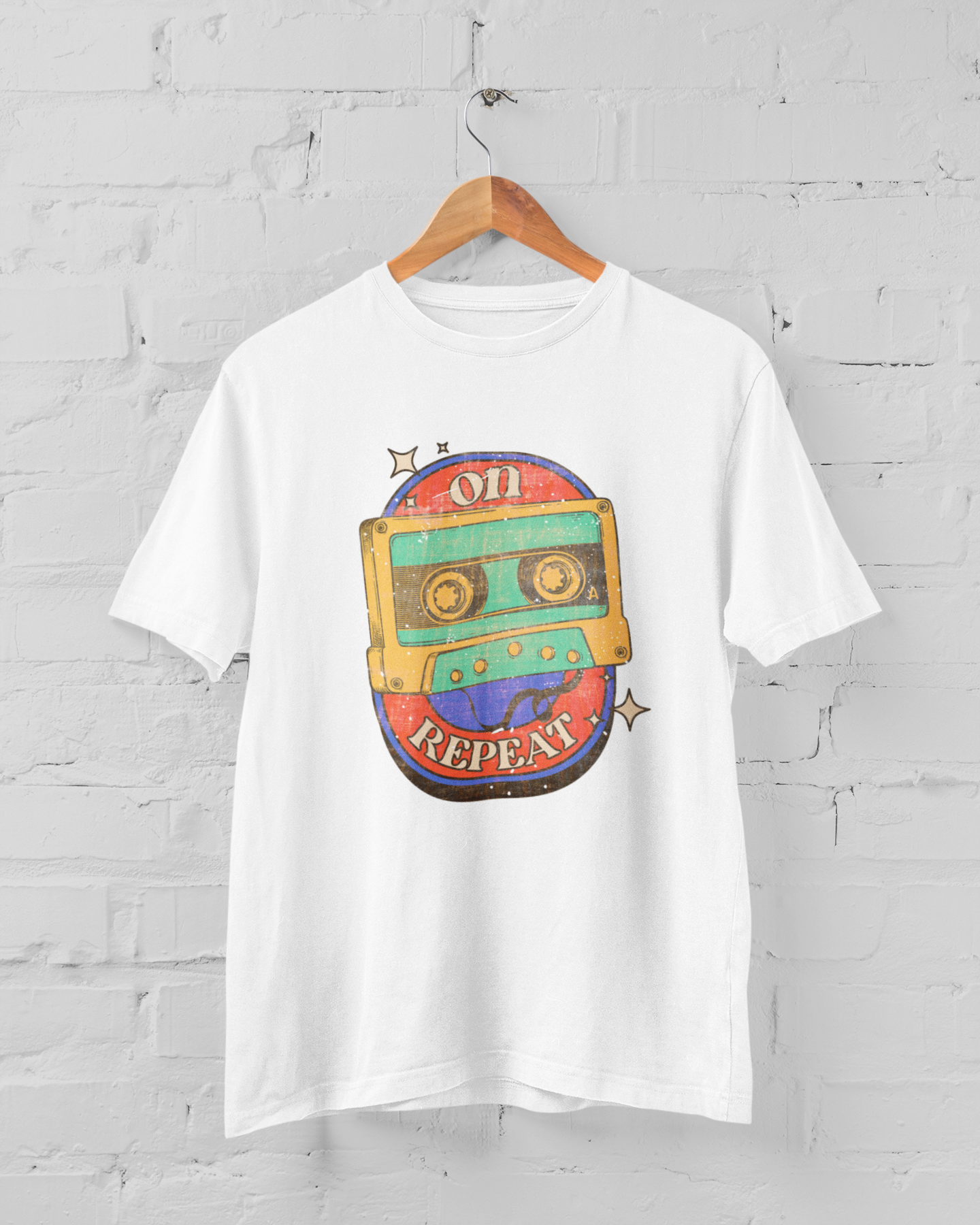 On repeat Men's T-shirt