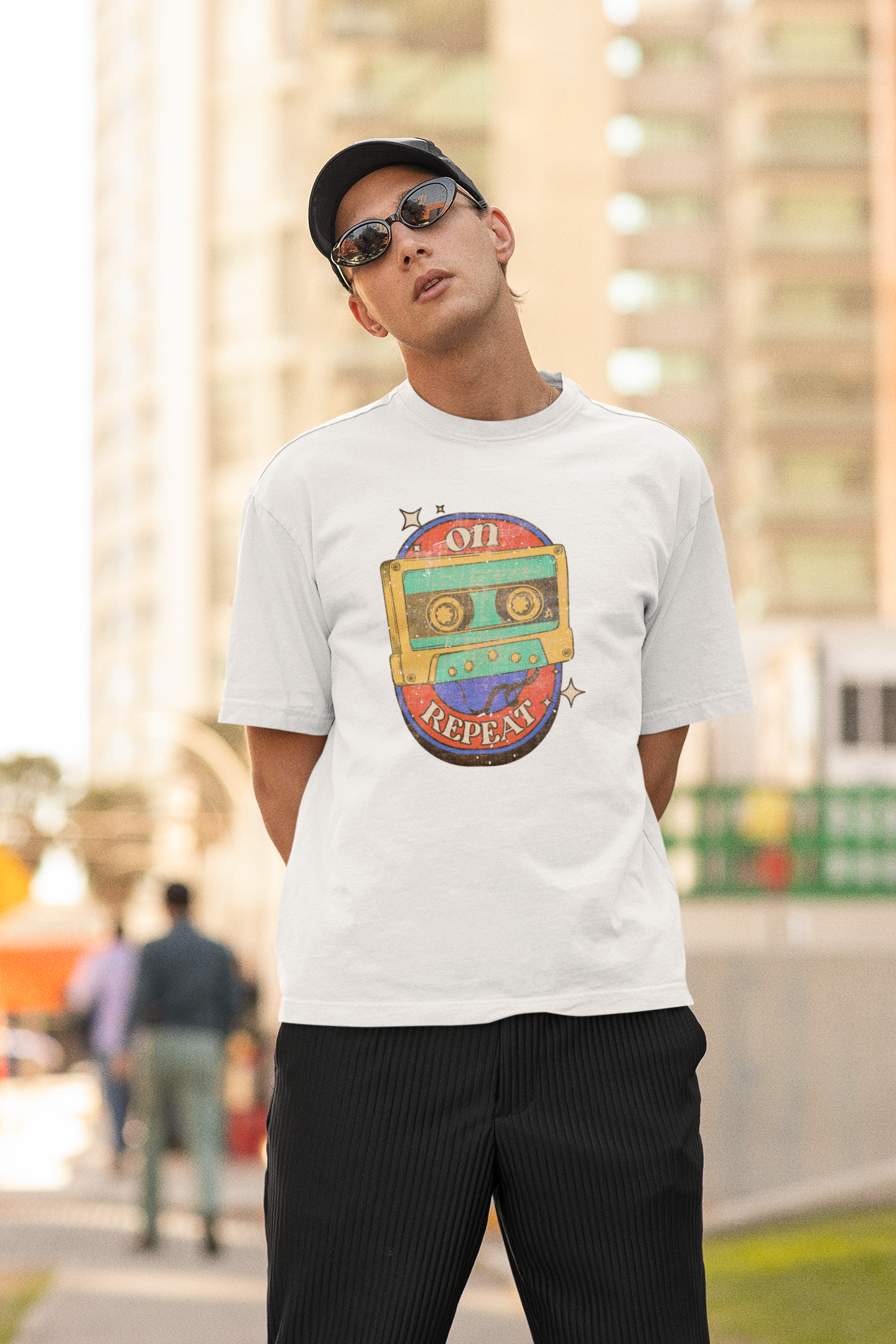 On repeat Men's T-shirt