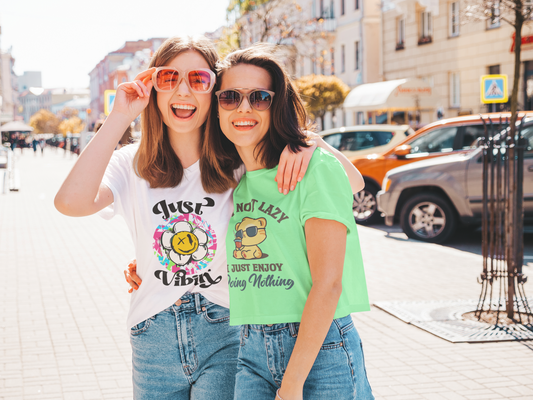 The Ultimate Guide to Choosing the Perfect T-Shirt: Crop, Unisex, or Oversized?