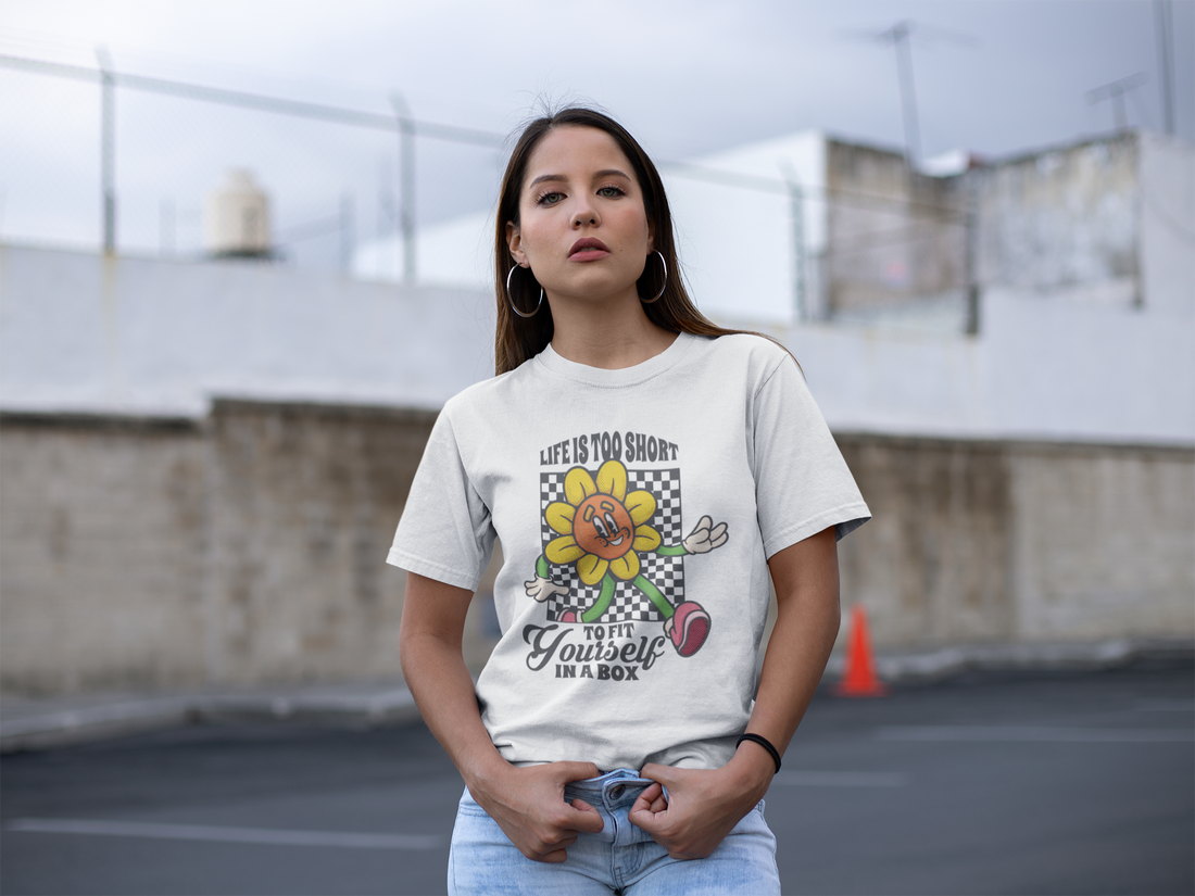 Oversized T-Shirts: Comfort Meets Trend - How to Wear Them Right