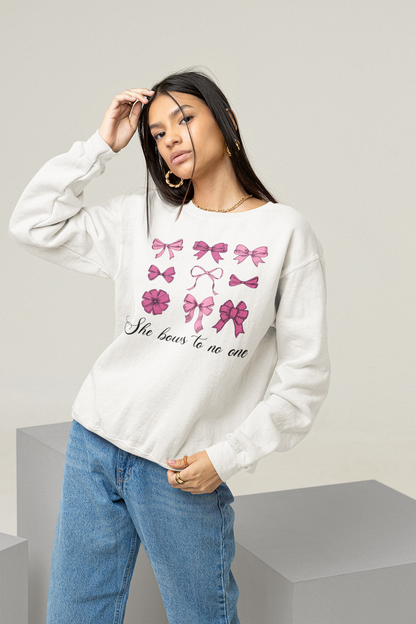 She Bows to no one Women's Sweatshirt