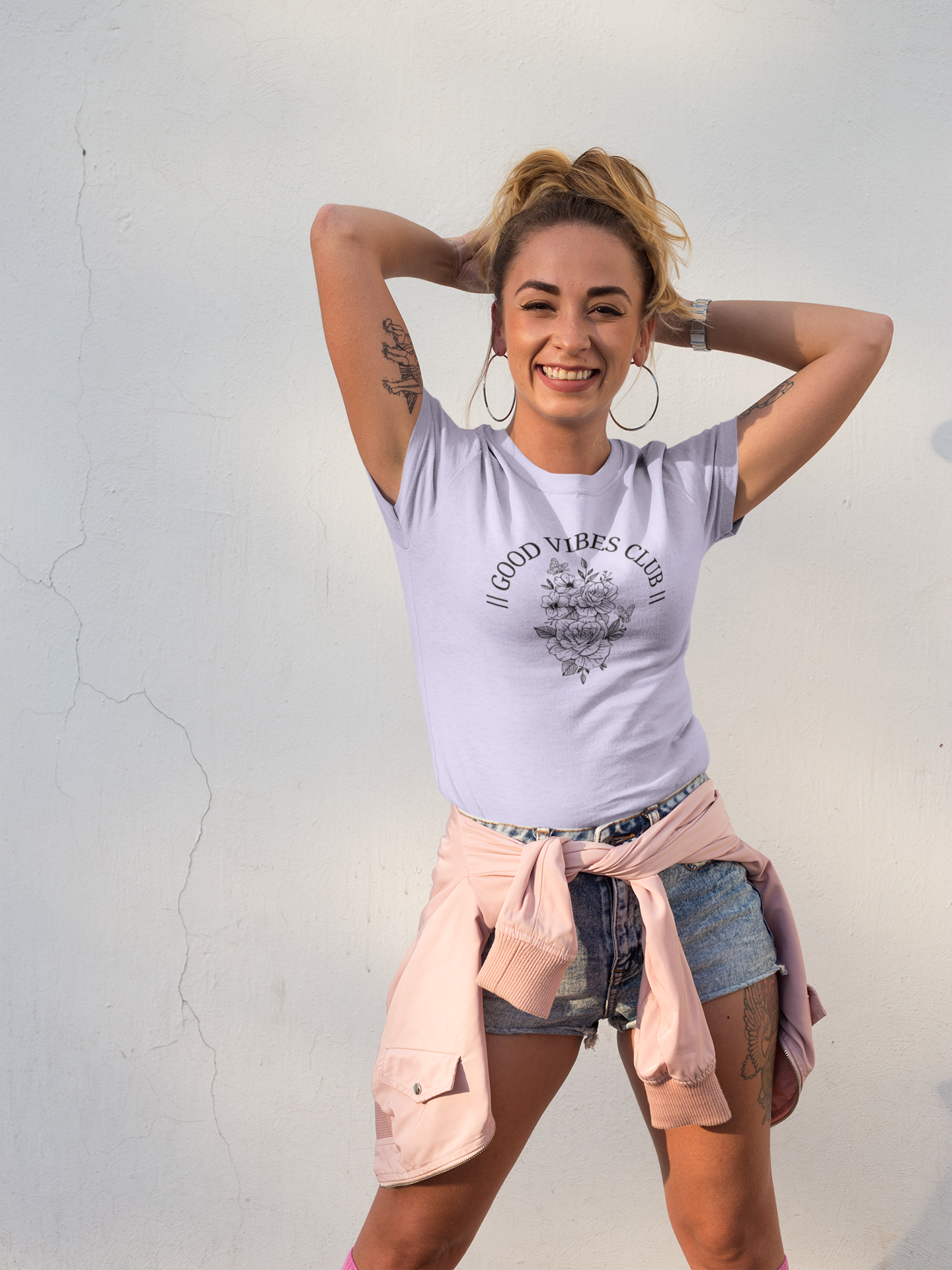 Good Vibes Club Women T-shirt