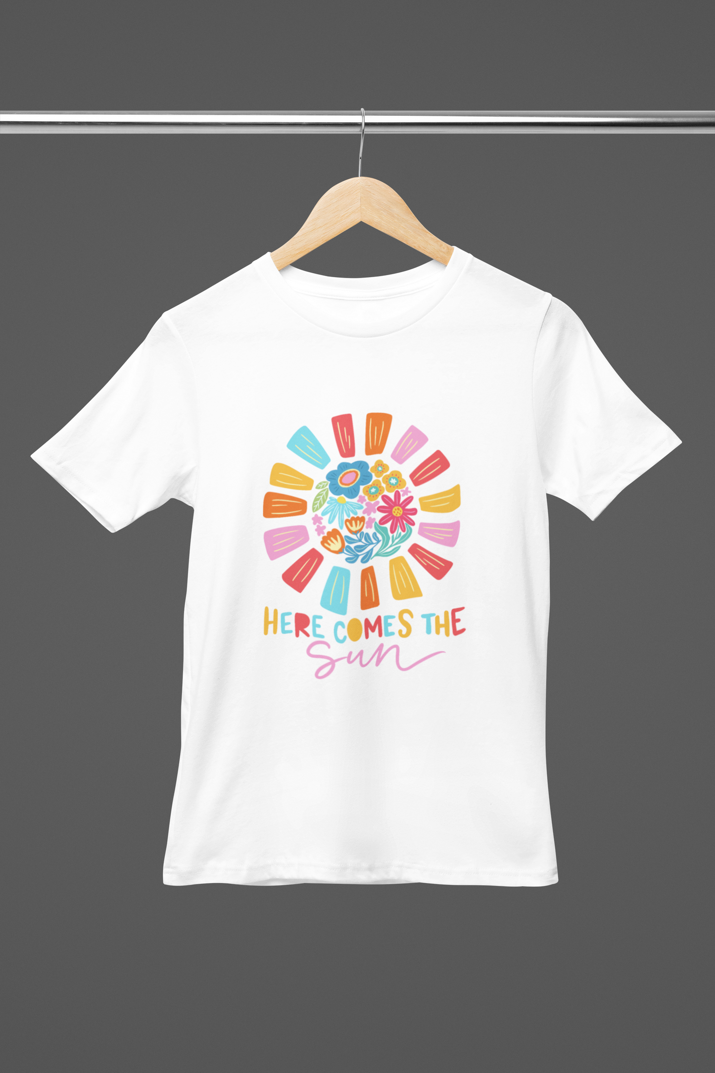 Here comes the Sun Girl's T-shirt