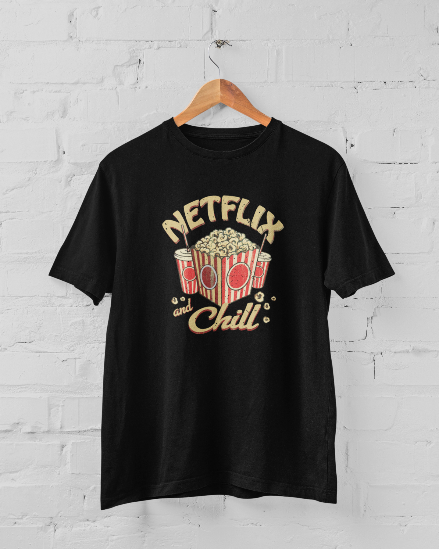 Netflix & Chill Men's T-shirt