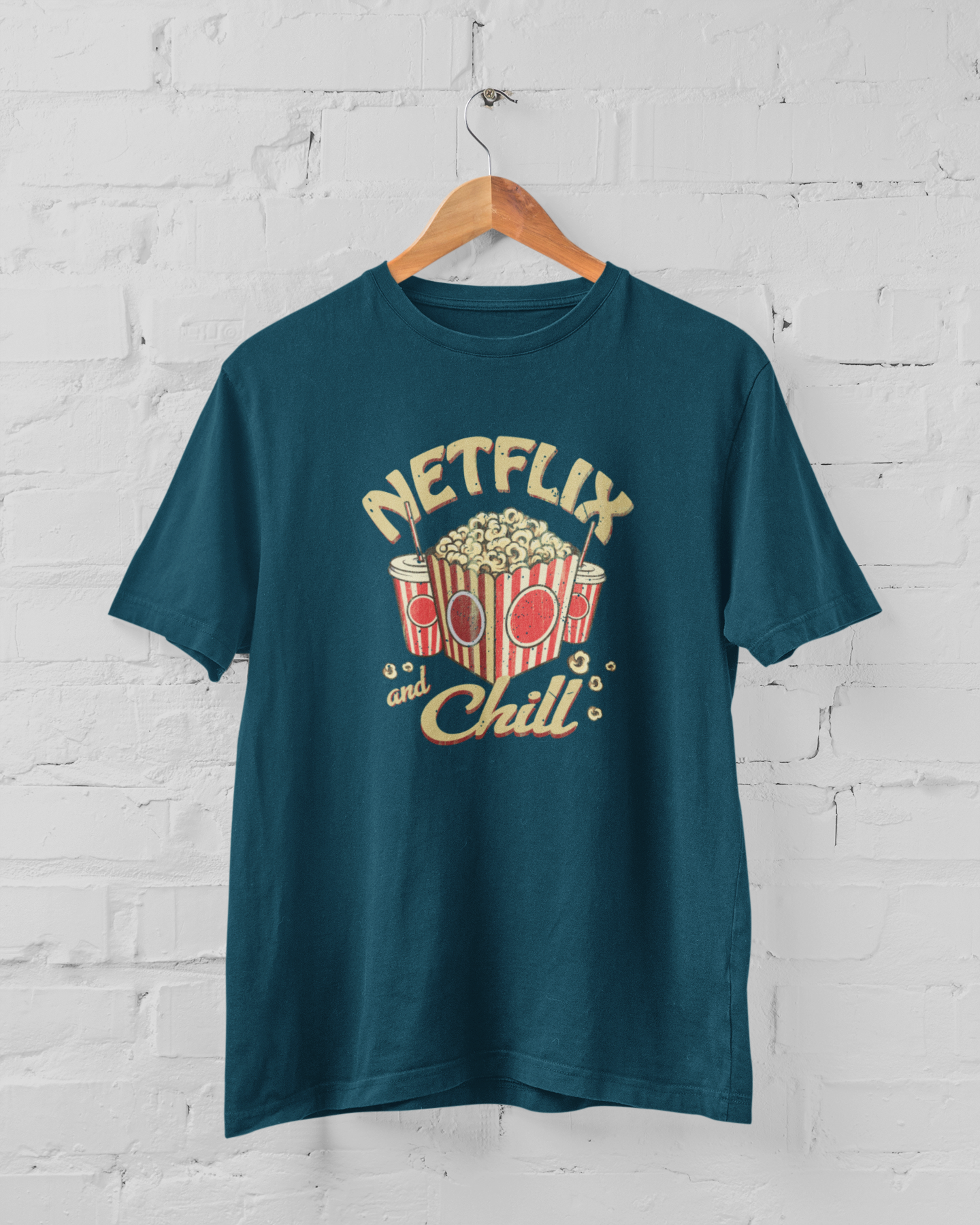 Netflix & Chill Men's T-shirt