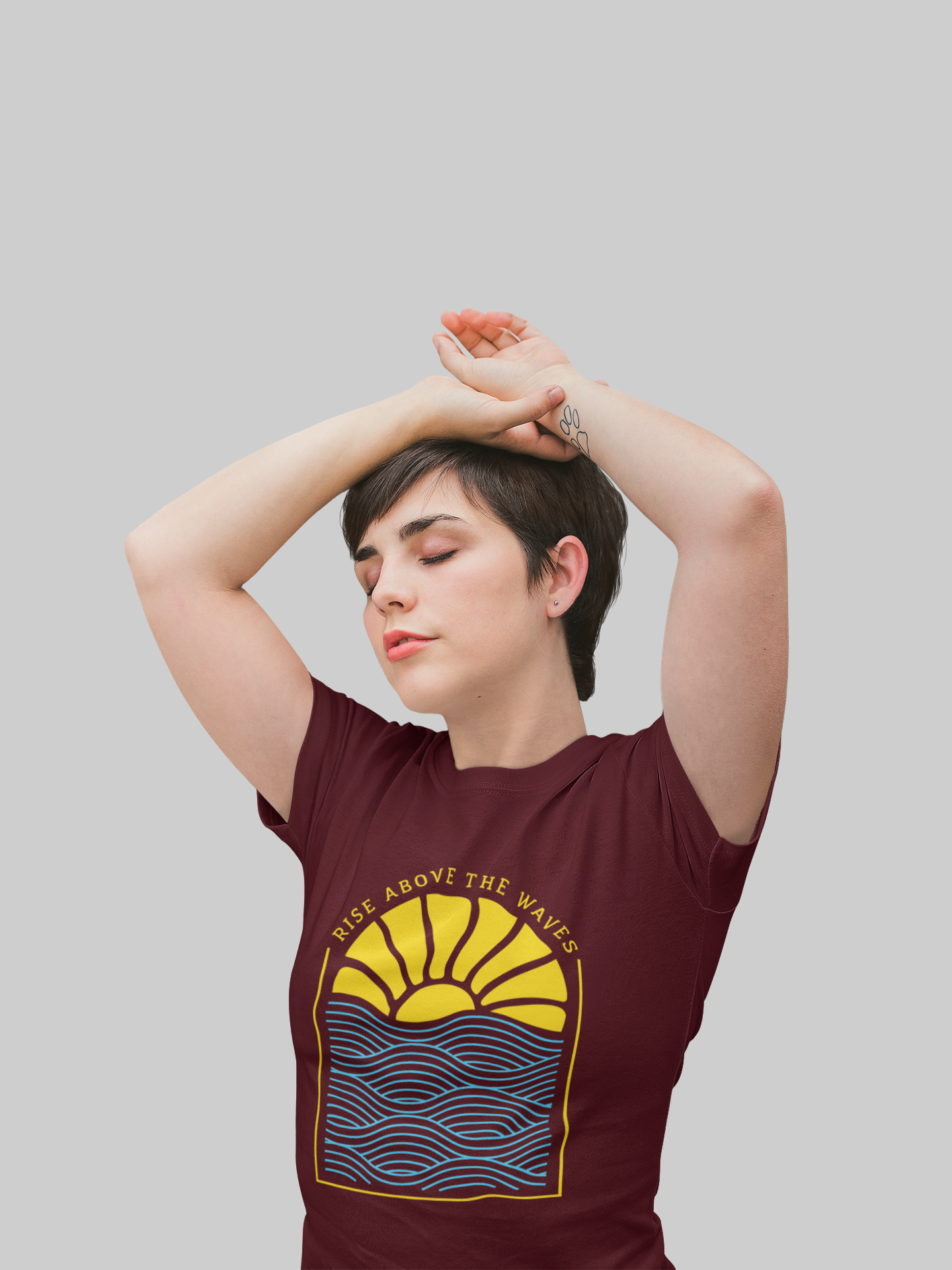 Rise above the waves Women's T-shirt