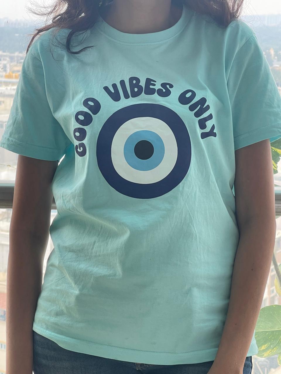 Good Vibes Only Oversized T-Shirt